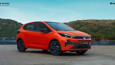 Tata Altroz Facelift Revealed