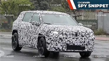 Next-generation Jeep Compass Spied ahead of Debut 