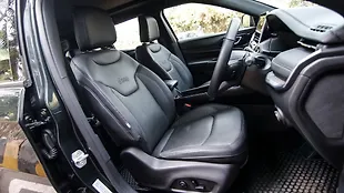 Jeep Compass Front Row Seats