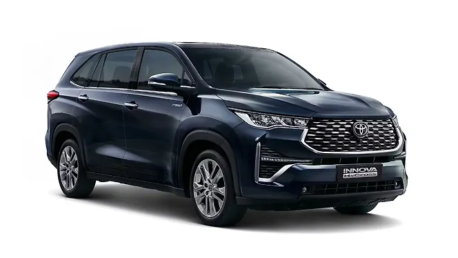 Toyota Innova Hycross Right Front Three Quarter
