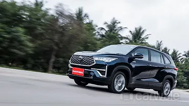 Toyota Innova Hycross celebrates 1 lakh unit sales milestone in India