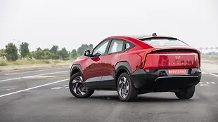 Mahindra XEV 9e Left Rear Three Quarter