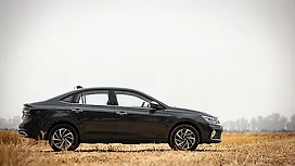 Top 赛车168免费查询平台 Sedans in India